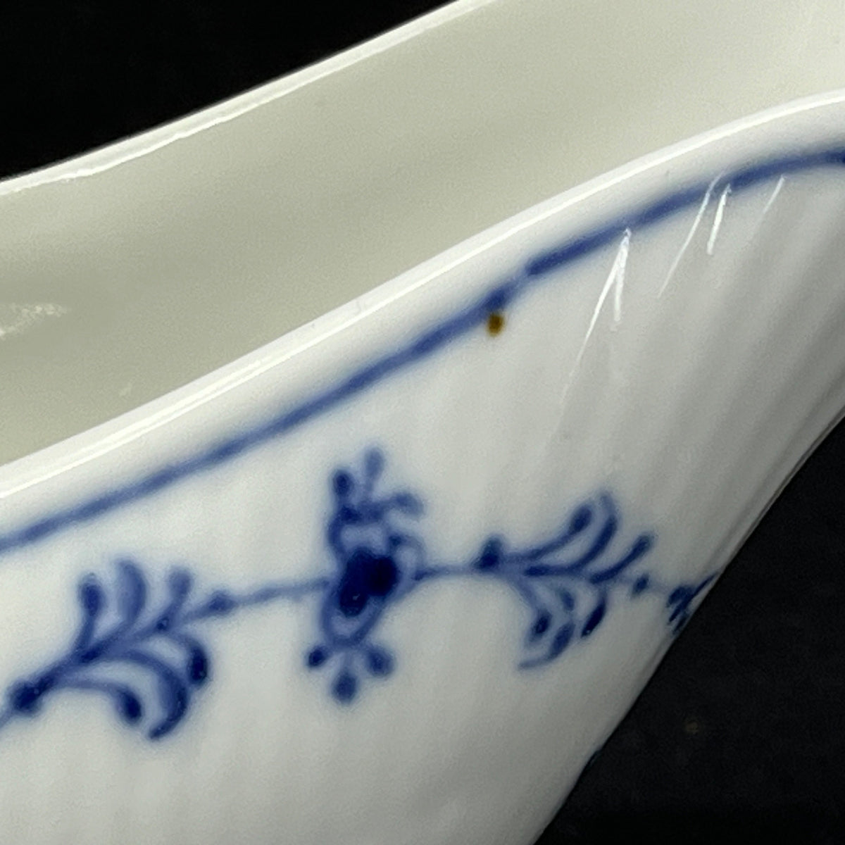 Blue Fluted Fluted Plain gravy boat 1/308, 2nd variety.