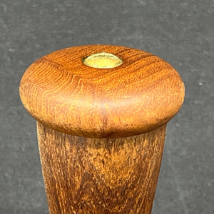 Pepper mill in solid teak, curved top