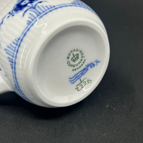 Blue Fluted Fluted Milk Jug, 1/2226