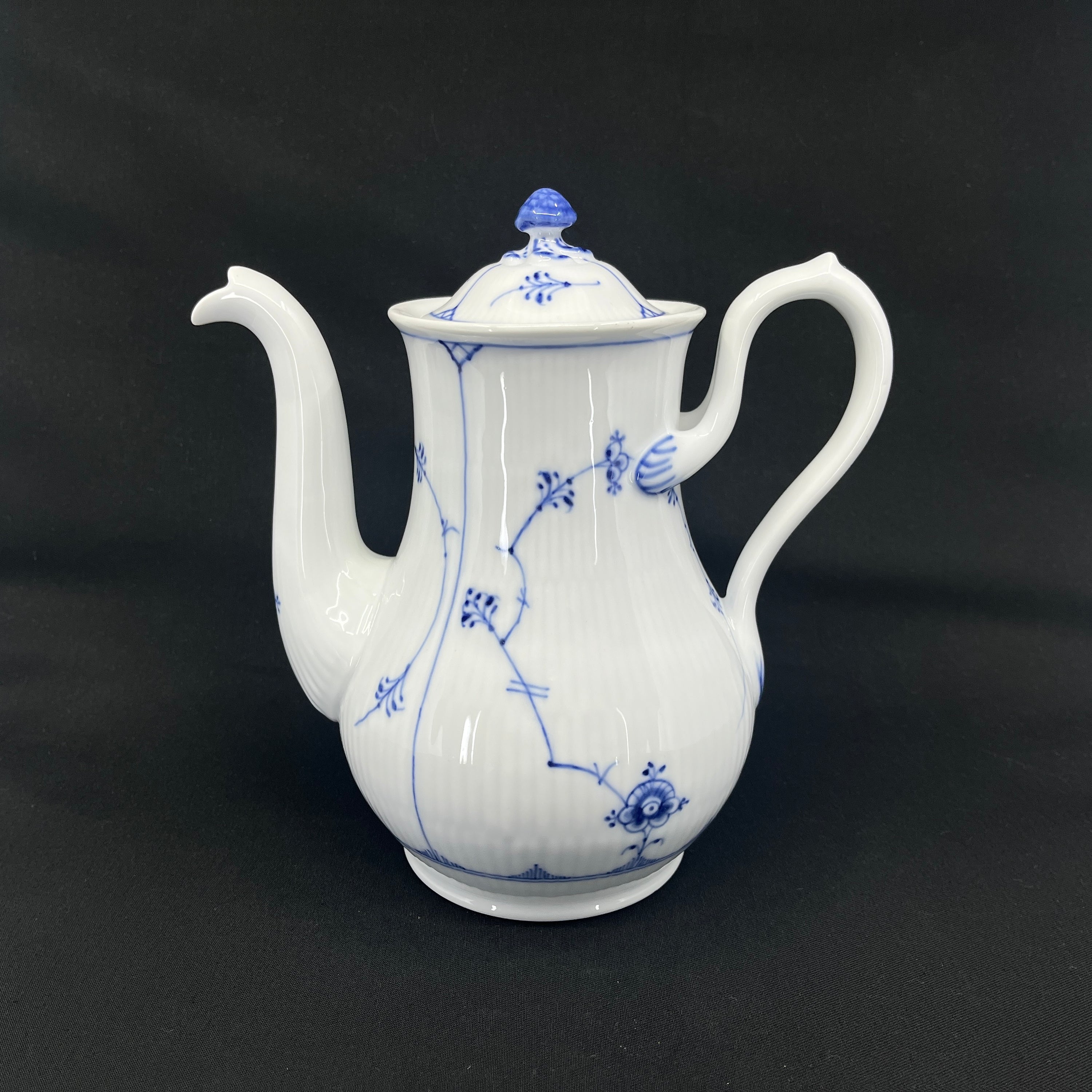 Blue Fluted Coffee Pot, 1/2147