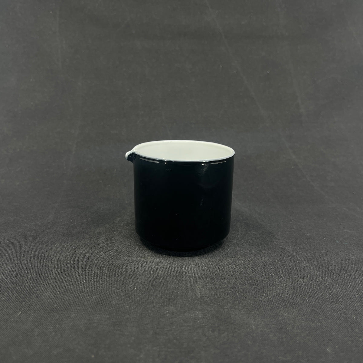 Black Palet creamer