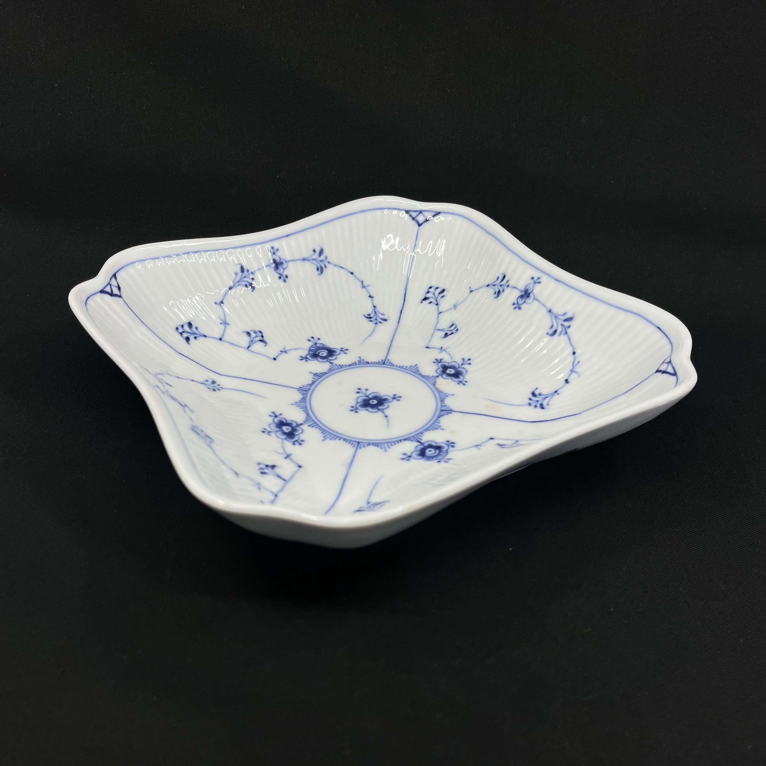 Blue Fluted Fluted Potato Bowl, 1/26