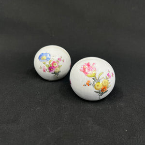 A pair of Saxon Flower place card holders