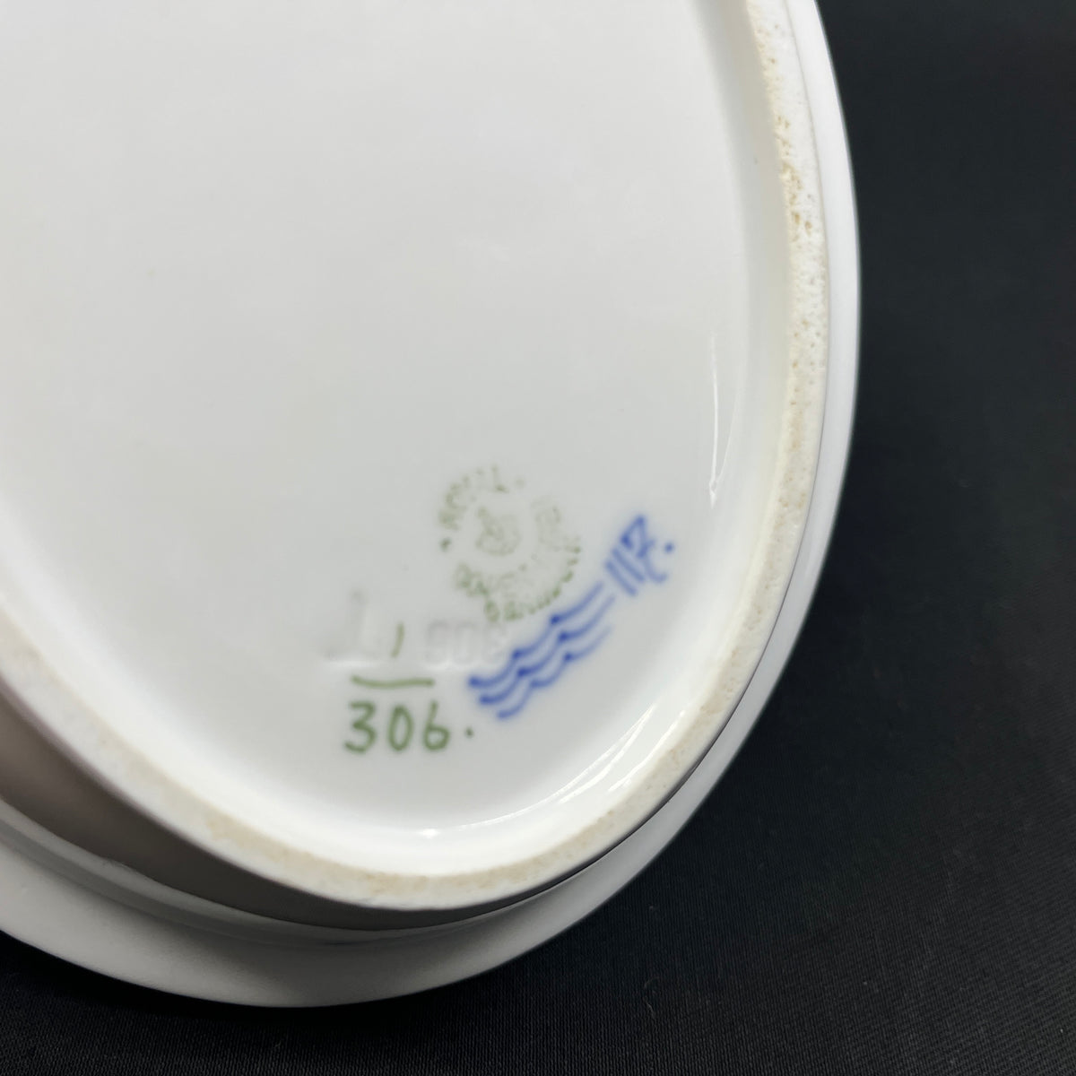 Blue Fluted Fluted Bowl from DDPA