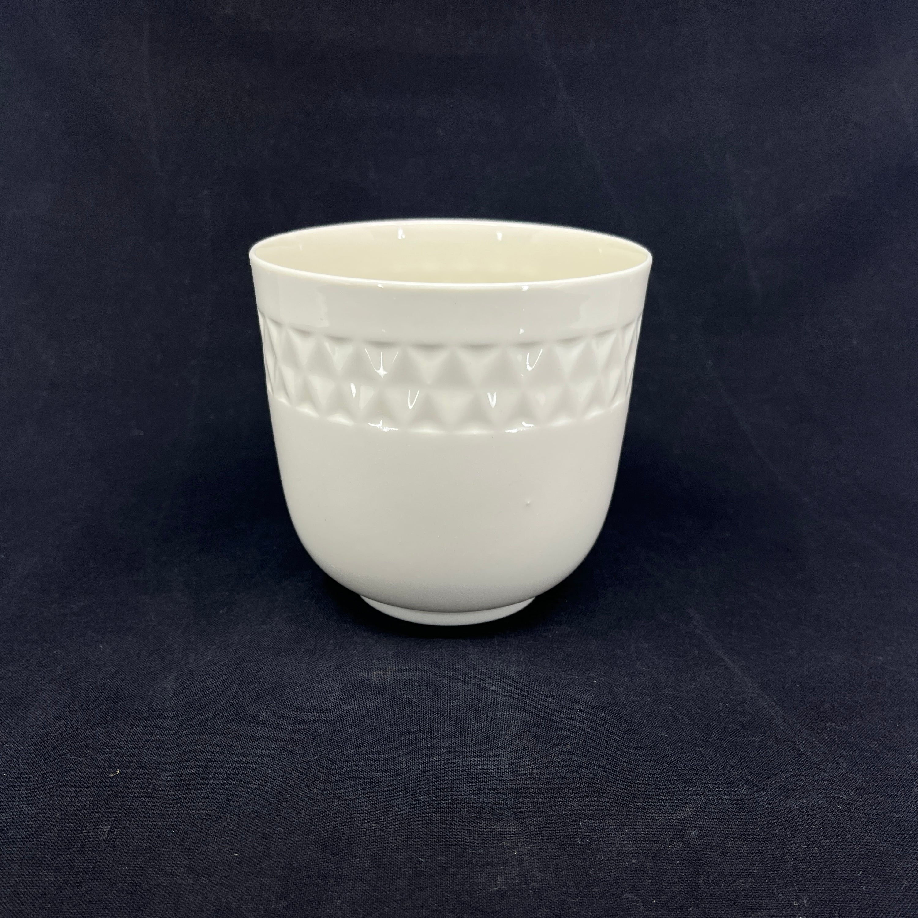 White vase by Hans Henrik Hansen
