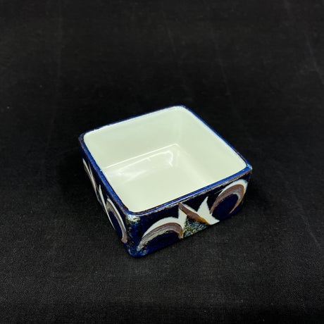 Royal Copenhagen baca lidded box with bird