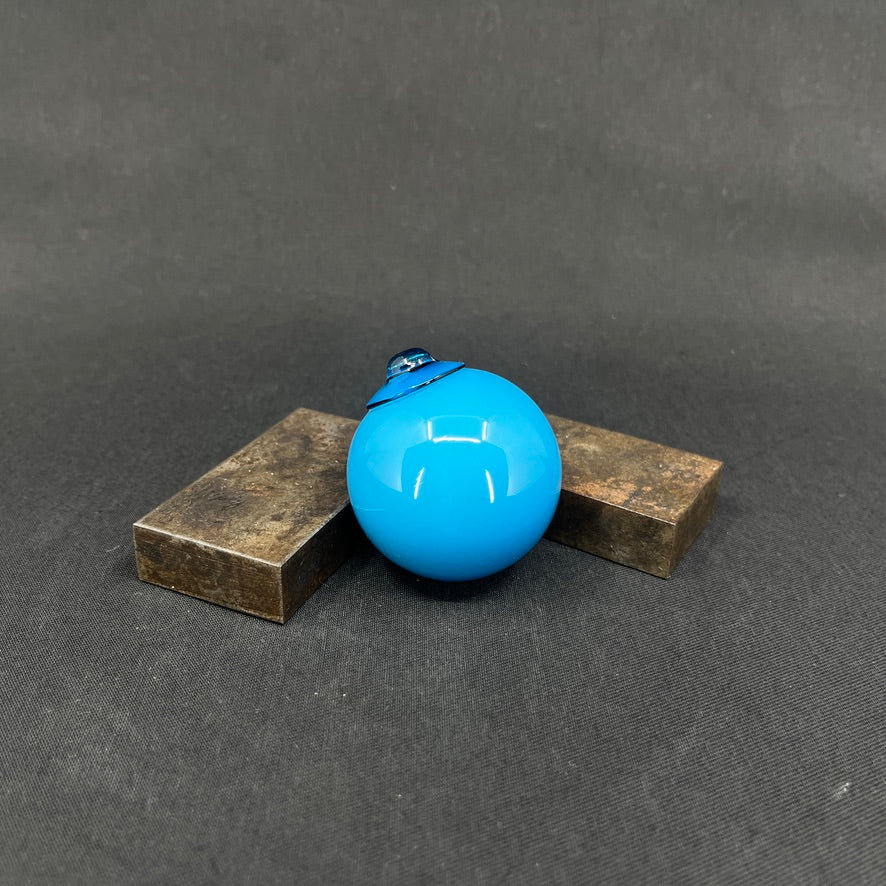 Lille blå dekorationskugle, 4 cm.