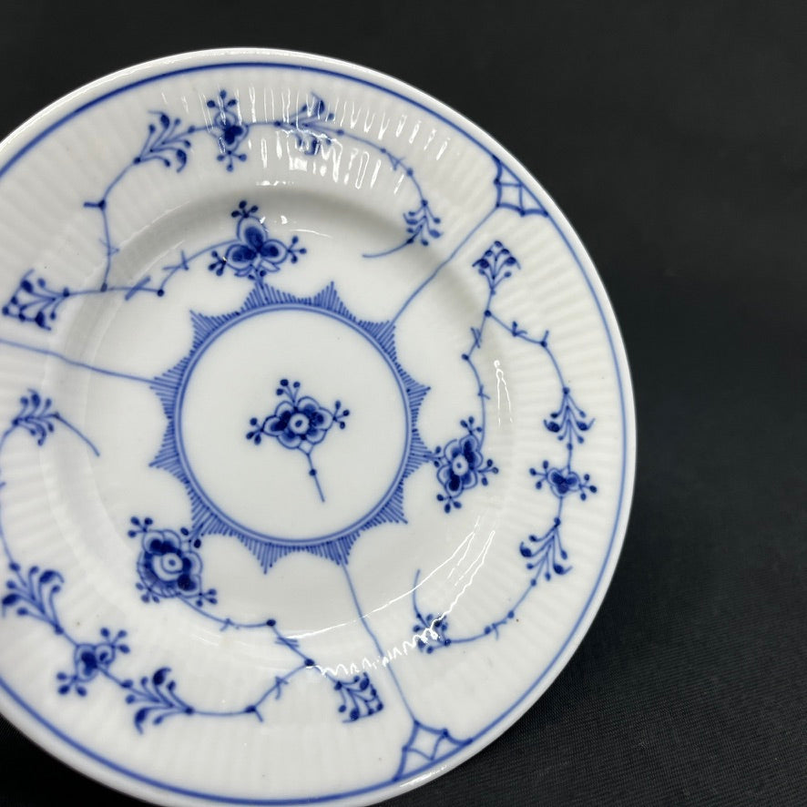 Blue Fluted Plain underdish for pâté cup 1/423