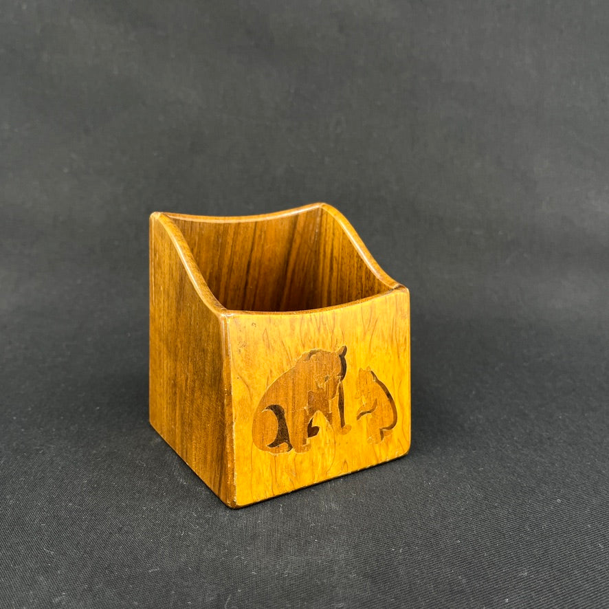 Pen holder with marquetry – Bears