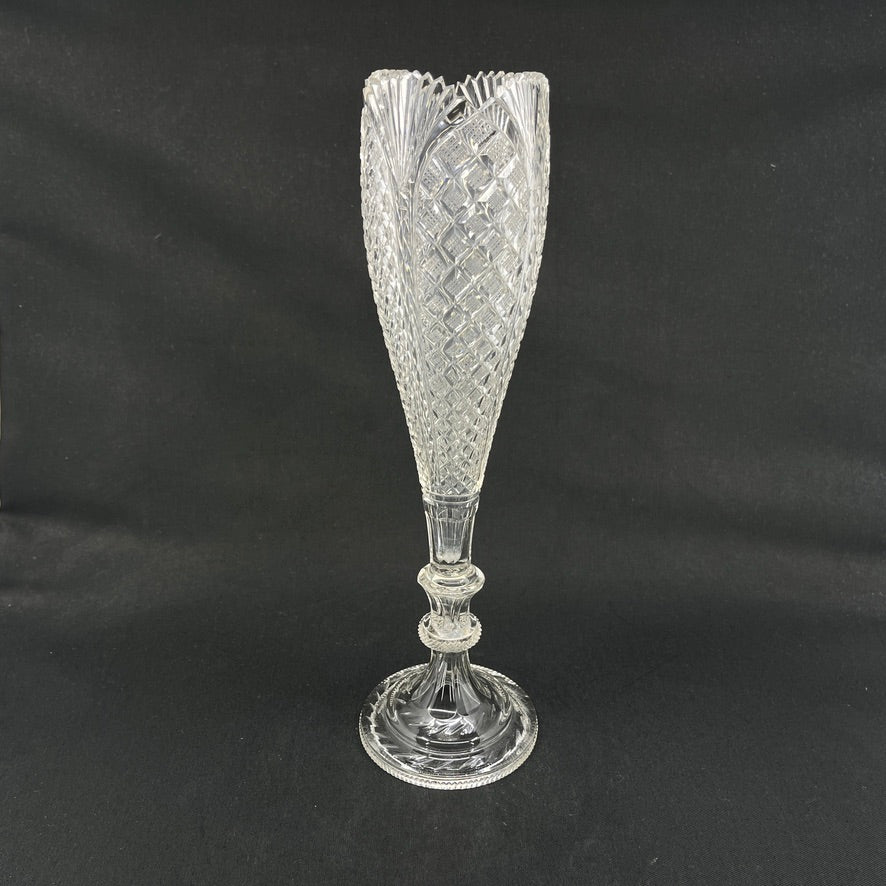Usædvanlig krystalvase fra 1920'erne, 31 cm.