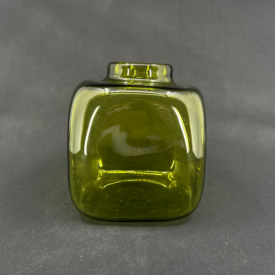 Square May-green vase, 15 cm.