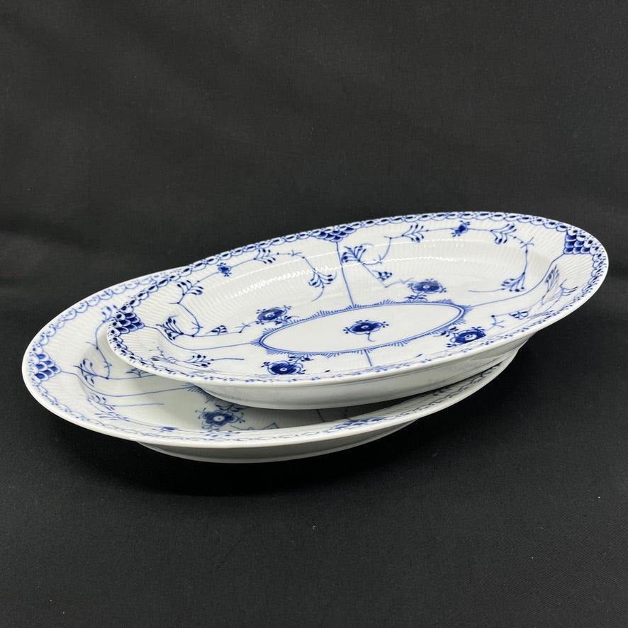 Musselmalet Halvblonde ovalt fad, 34,5x26,5 cm.