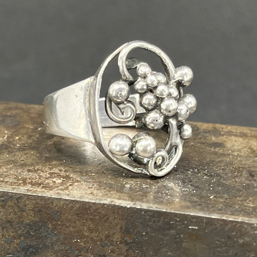 Dansk art nouveau ring i sølv, str. 63