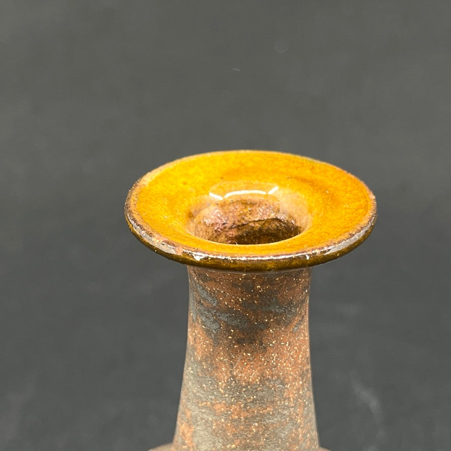 Moderne smalhalset vase fra Kähler