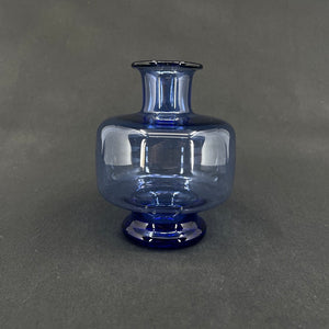 Sapphire Blue vase from Holmegaard, 13 cm.