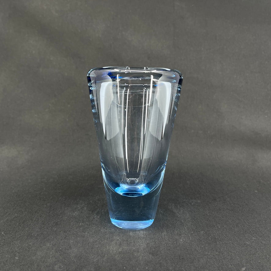 Thule vase af Per Lütken for Holmegaard, 13,5 cm.