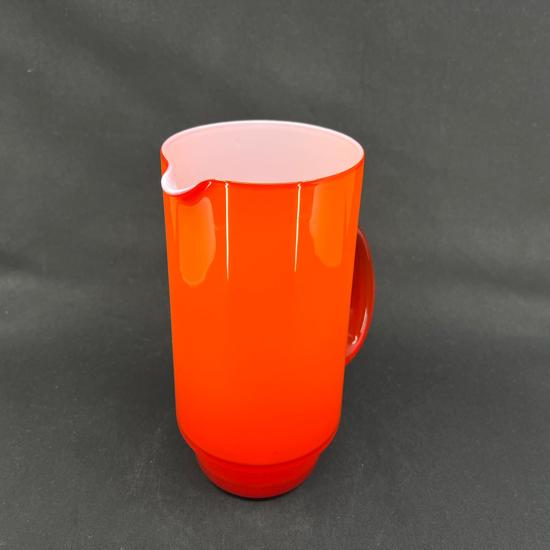 Red Palette pitcher, 20 cm.