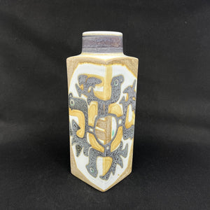 Baca vase fra Aluminia