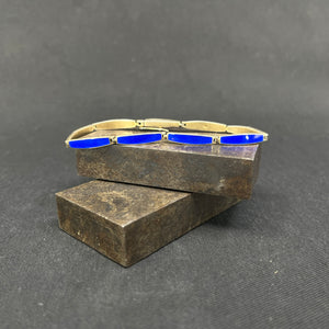 Armbånd med blå emalje fra 1920'erne