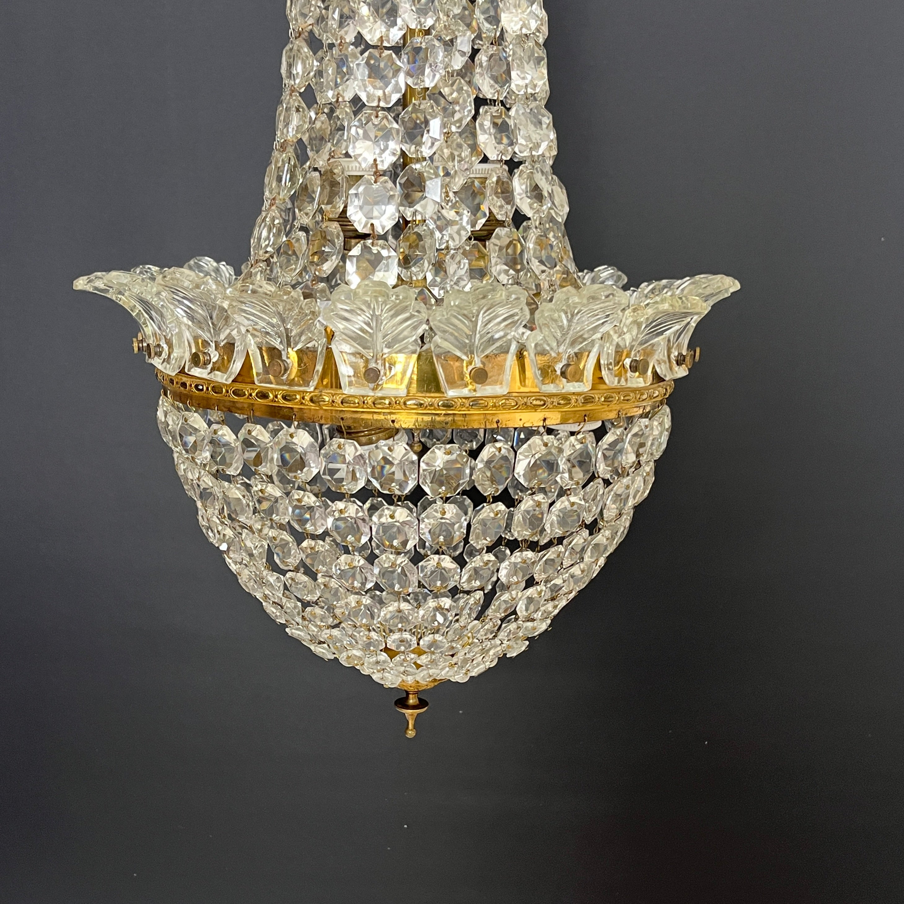 Chandelier from the 1920s