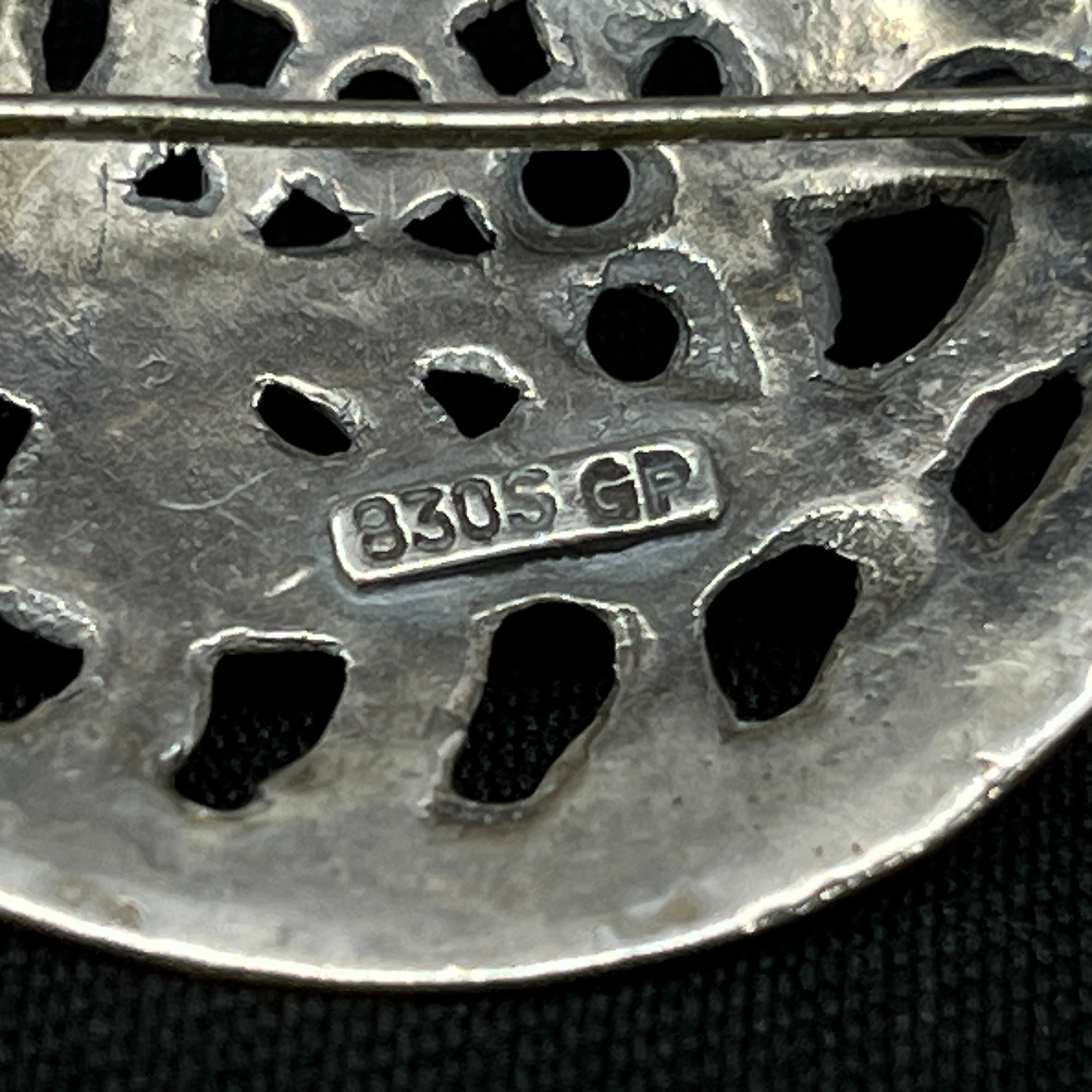 Large brooch - dragon style