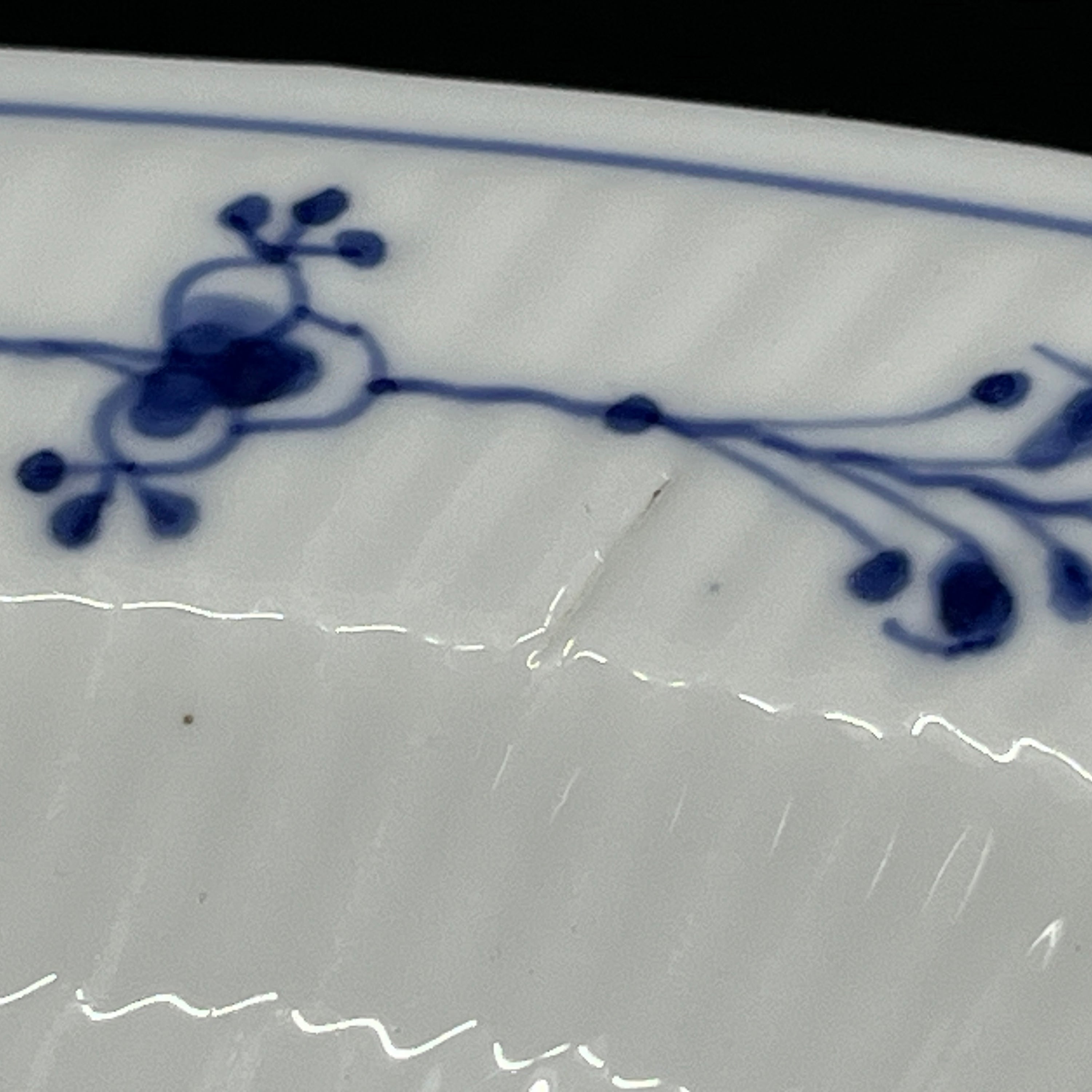 Musselmalet Riflet ovalt fad, 37 cm.