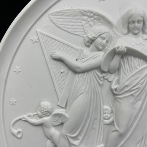 Juleglæde i Himlen af Bertel Thorvaldsen, 32,5 cm.