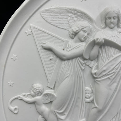 Juleglæde i Himlen af Bertel Thorvaldsen, 32,5 cm.