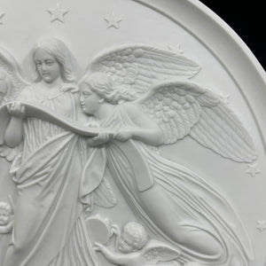 Juleglæde i Himlen af Bertel Thorvaldsen, 32,5 cm.
