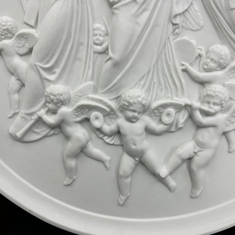 Juleglæde i Himlen af Bertel Thorvaldsen, 32,5 cm.