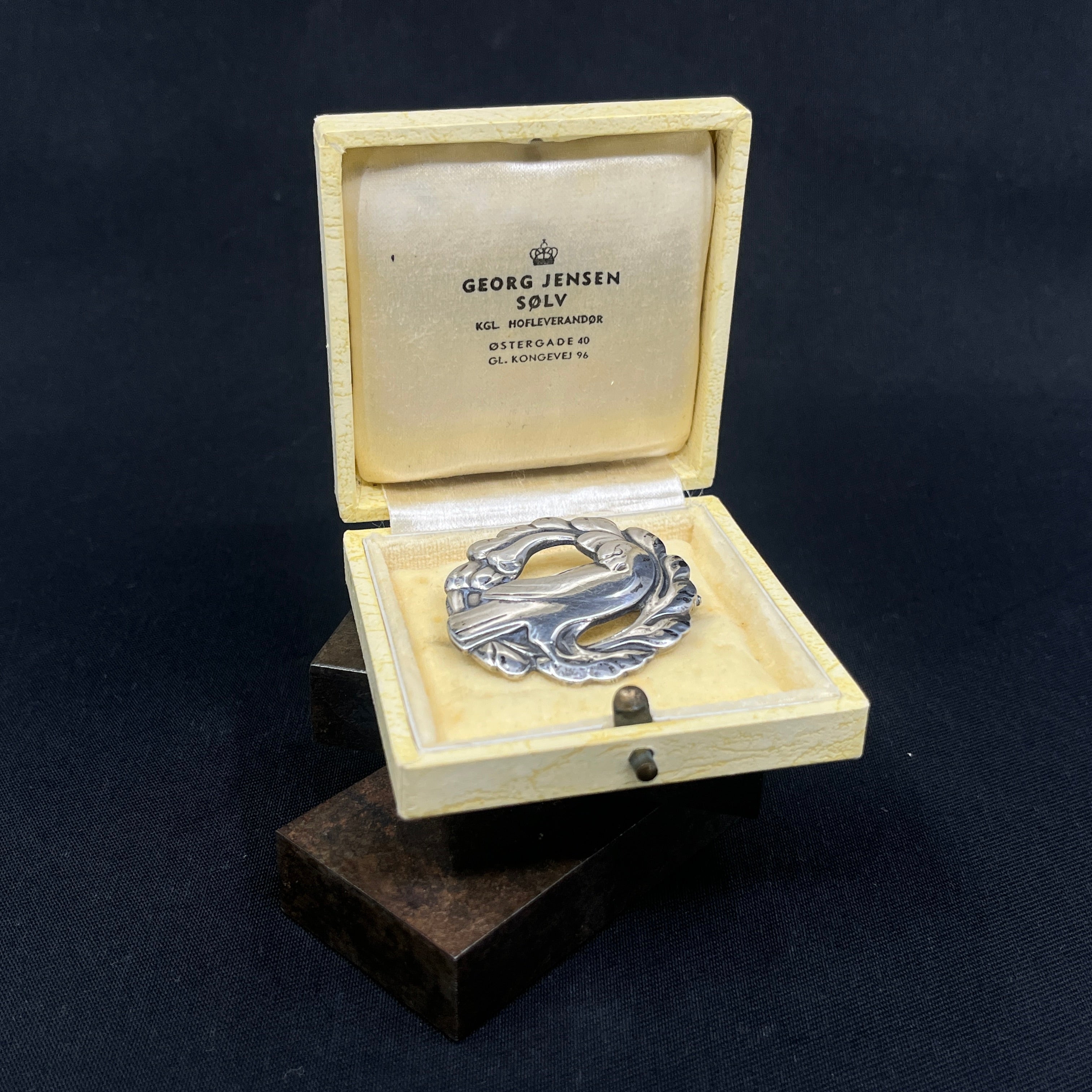 Georg Jensen Dove brooch, No 165