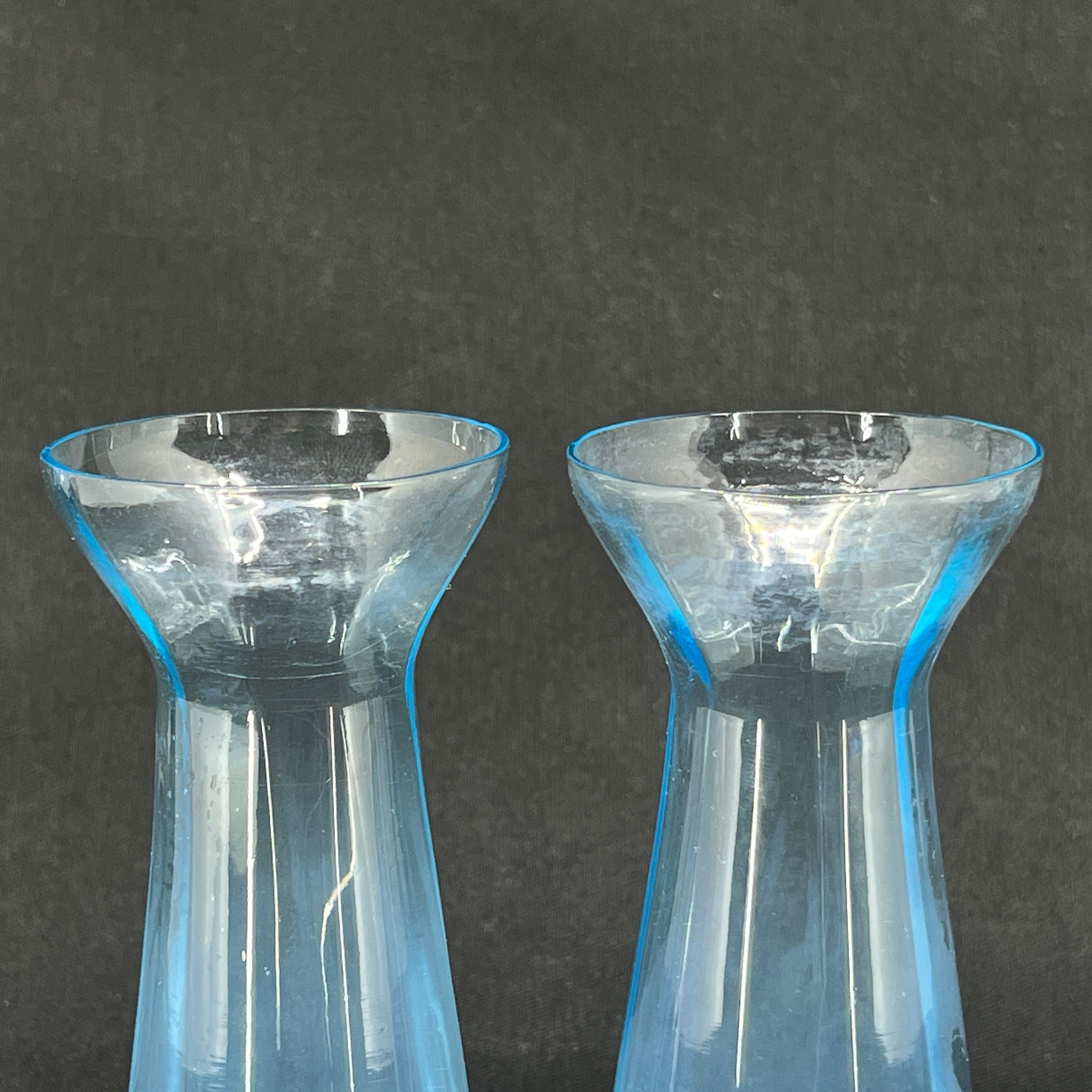 Sea blue tulip glass from Holmegaard Glasværk