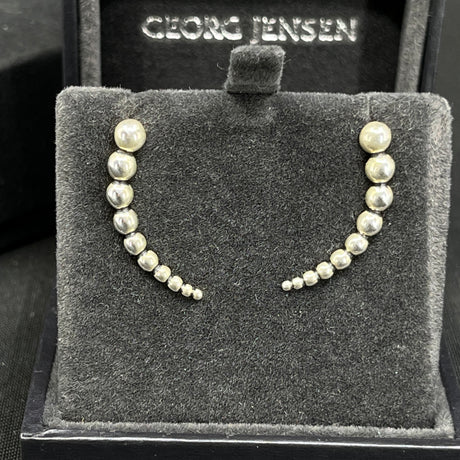 Georg Jensen øreringe, Grape