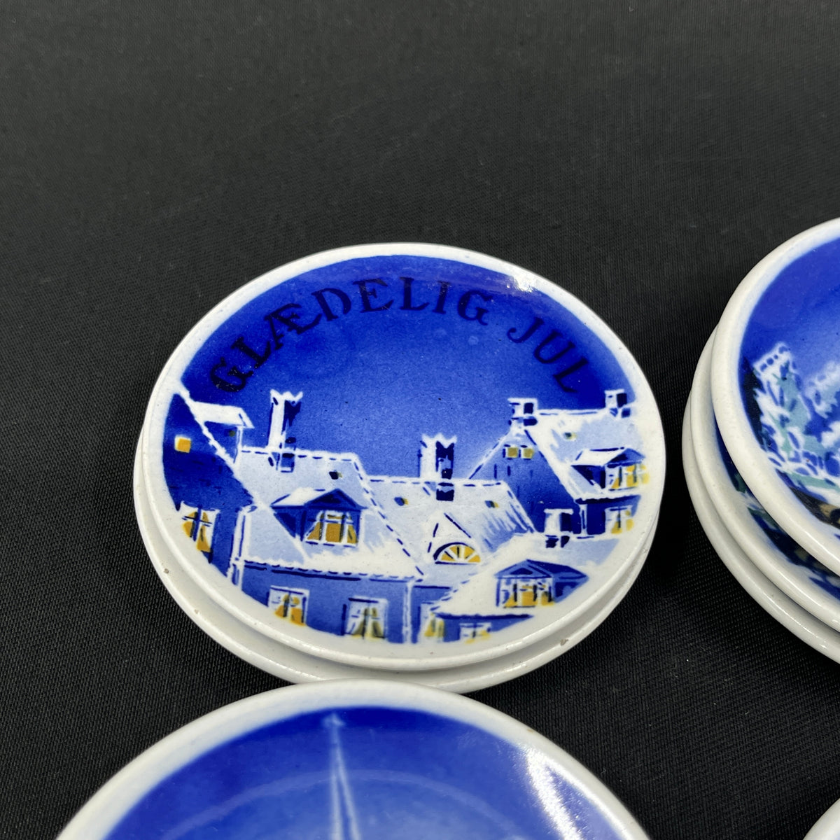 Small Christmas plates from Aluminia plates from the 1930s