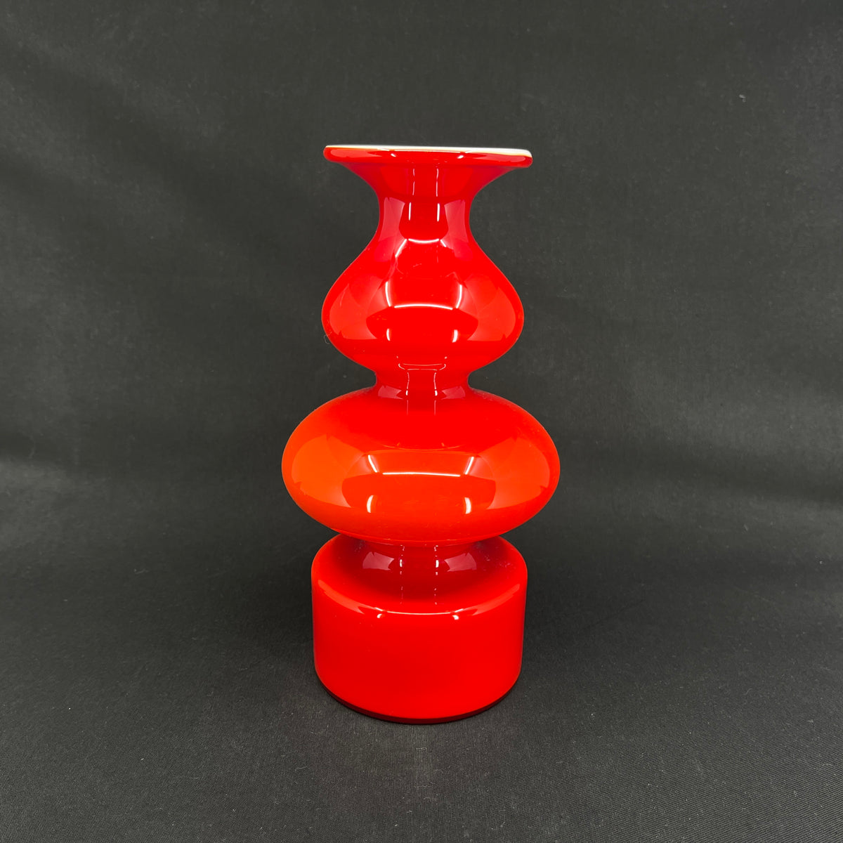 Rød Carnaby vase, 22,5 cm.