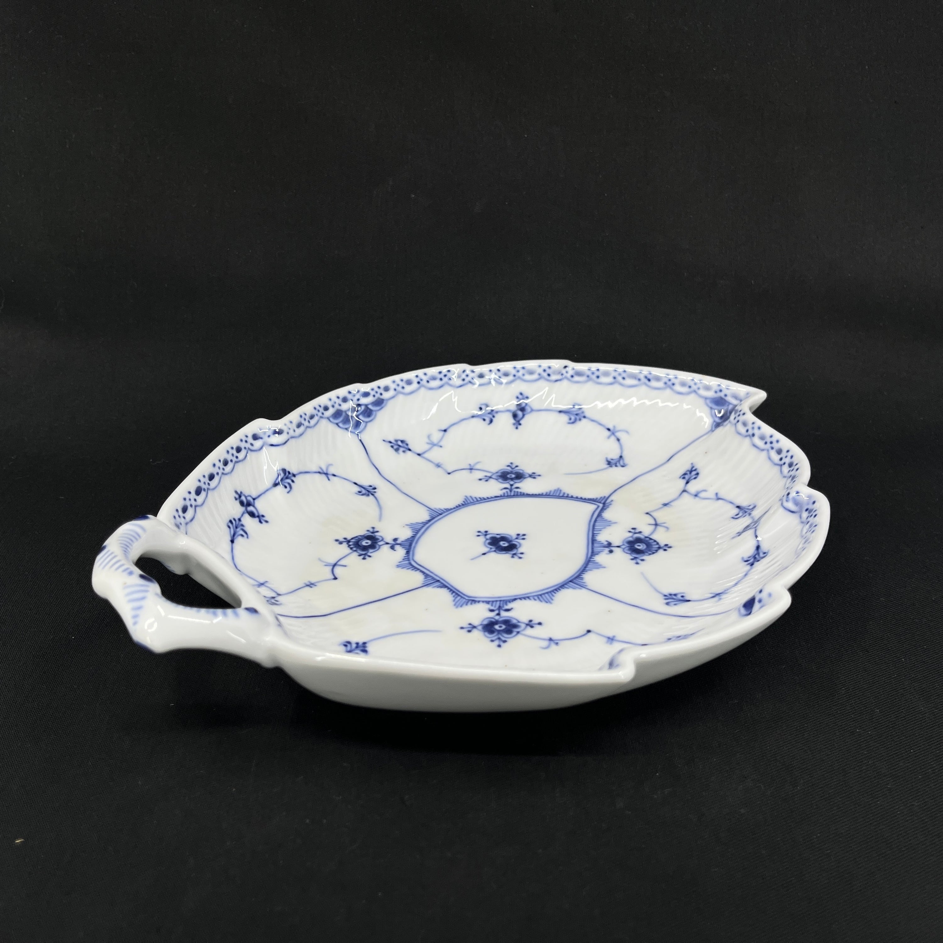 Musselmalet Halvblonde bladfad, 1/549, 1923-1928