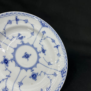 Musselmalet Halvblonde frokosttallerken, 22,5 cm, 2. sort.