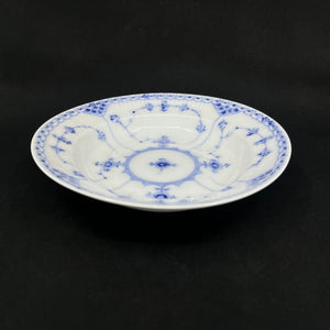 Musselmalet Halvblonde dyb tallerken, 20 cm - lys i farven.