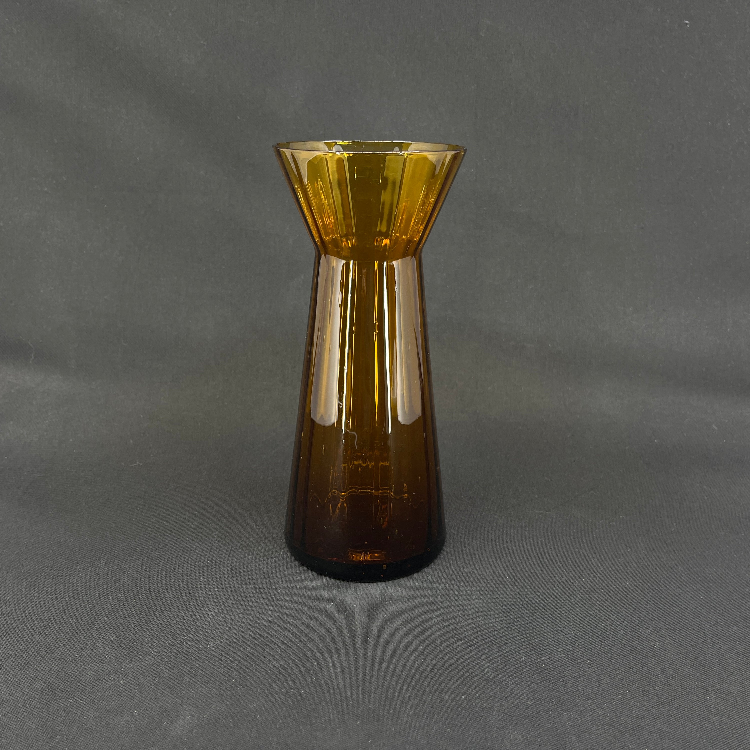 Rav farvet hyacintglas fra Holmegaard