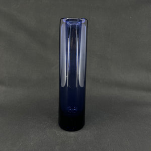 Safirblå cylinder vase, 23,5 cm.