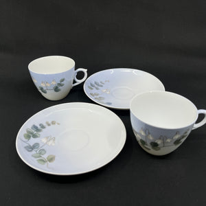 Art nouveau kaffekop fra Royal Copenhagen - Hvid klokkeblomst