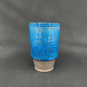 Kähler vase med blå glasur, 15 cm.