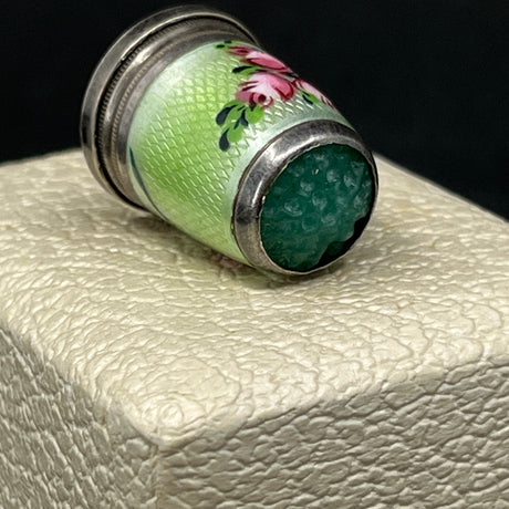 Thimble in silver and enamel in box