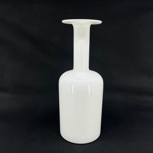 White Otto Brauer vase