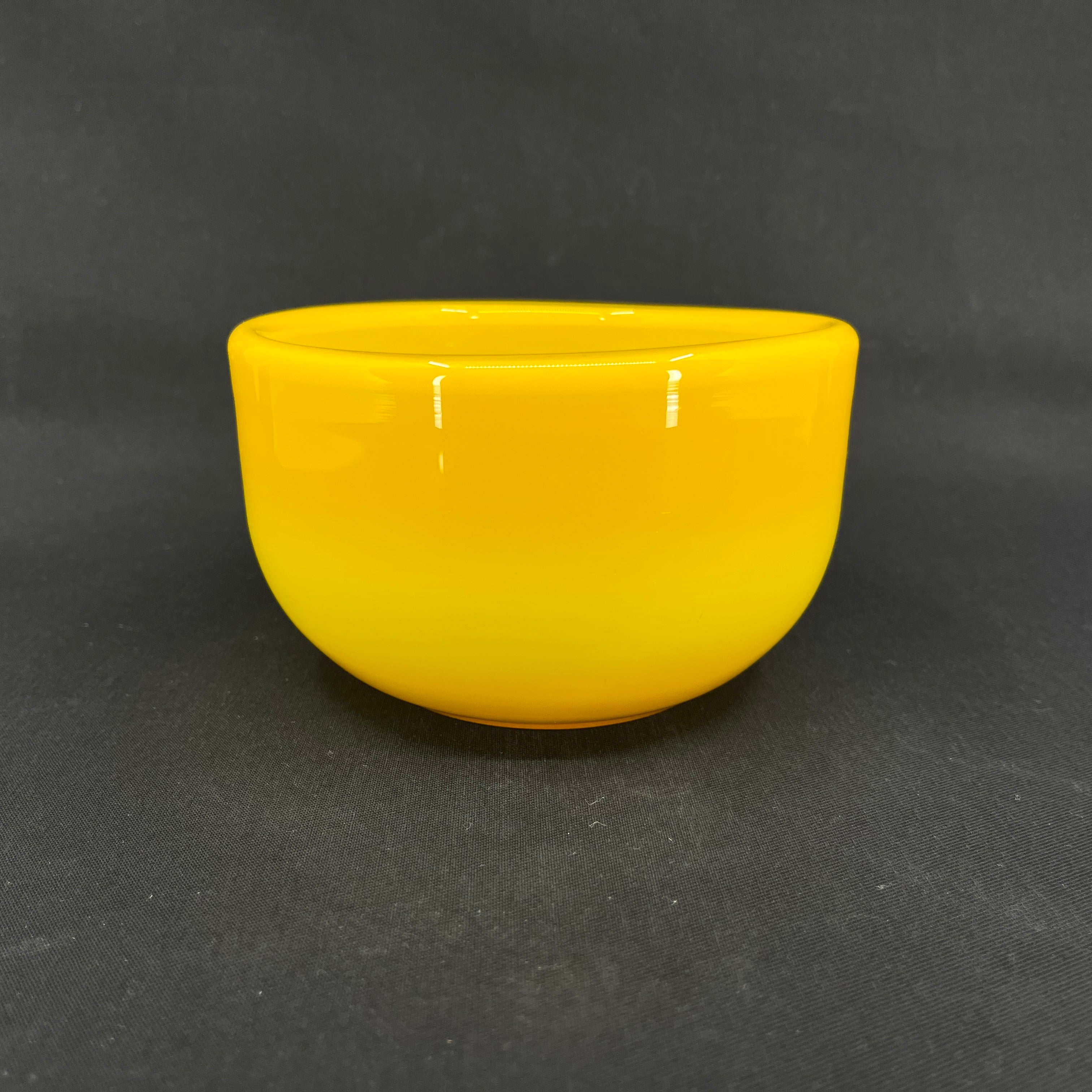Gul Palet skål, 13 cm. ridset