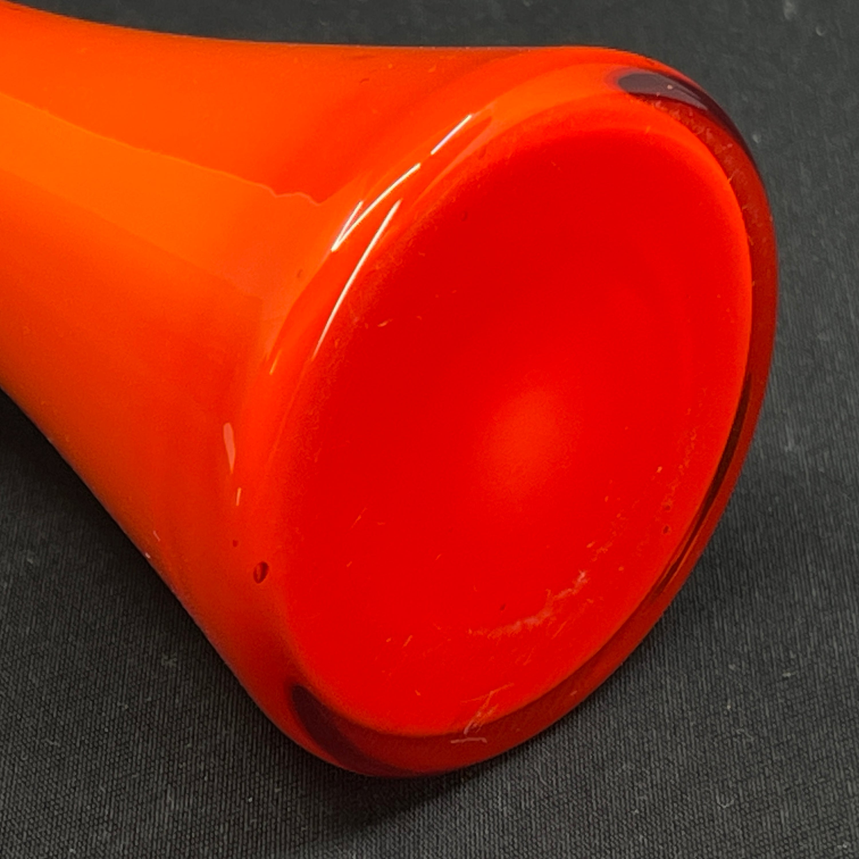 Rote Carnaby-Vase