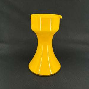 Yellow Carnaby jug, 20 cm.