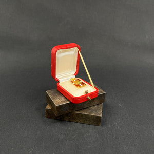 King's badge 1870-1945 in gold with box