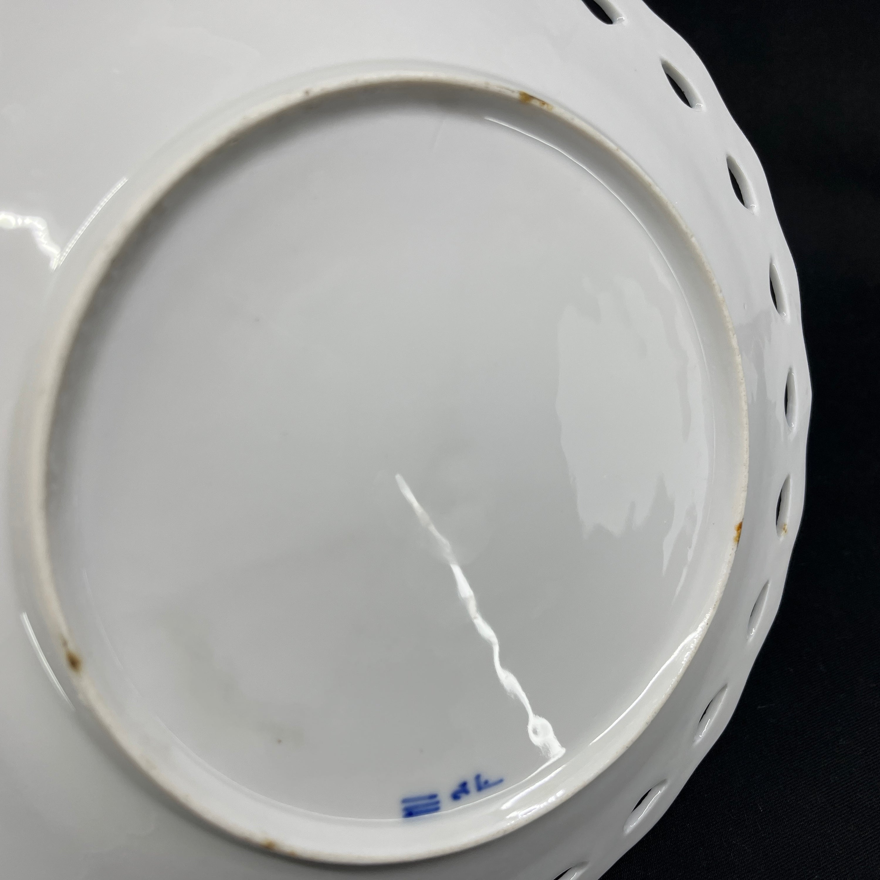 Blue Flower curved pierced plate from the early 1800s