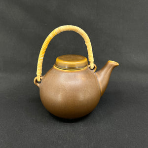 Teapot by Ulla Procope for Arabia, small brown model